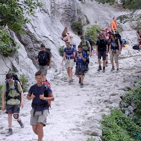 Apartmani Most Maslenica Bagian luar foto