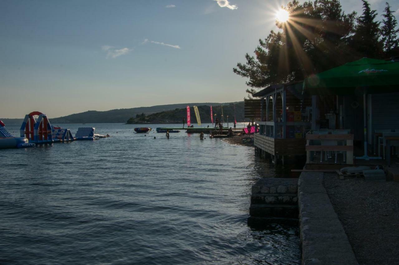 Apartmani Most Maslenica Bagian luar foto