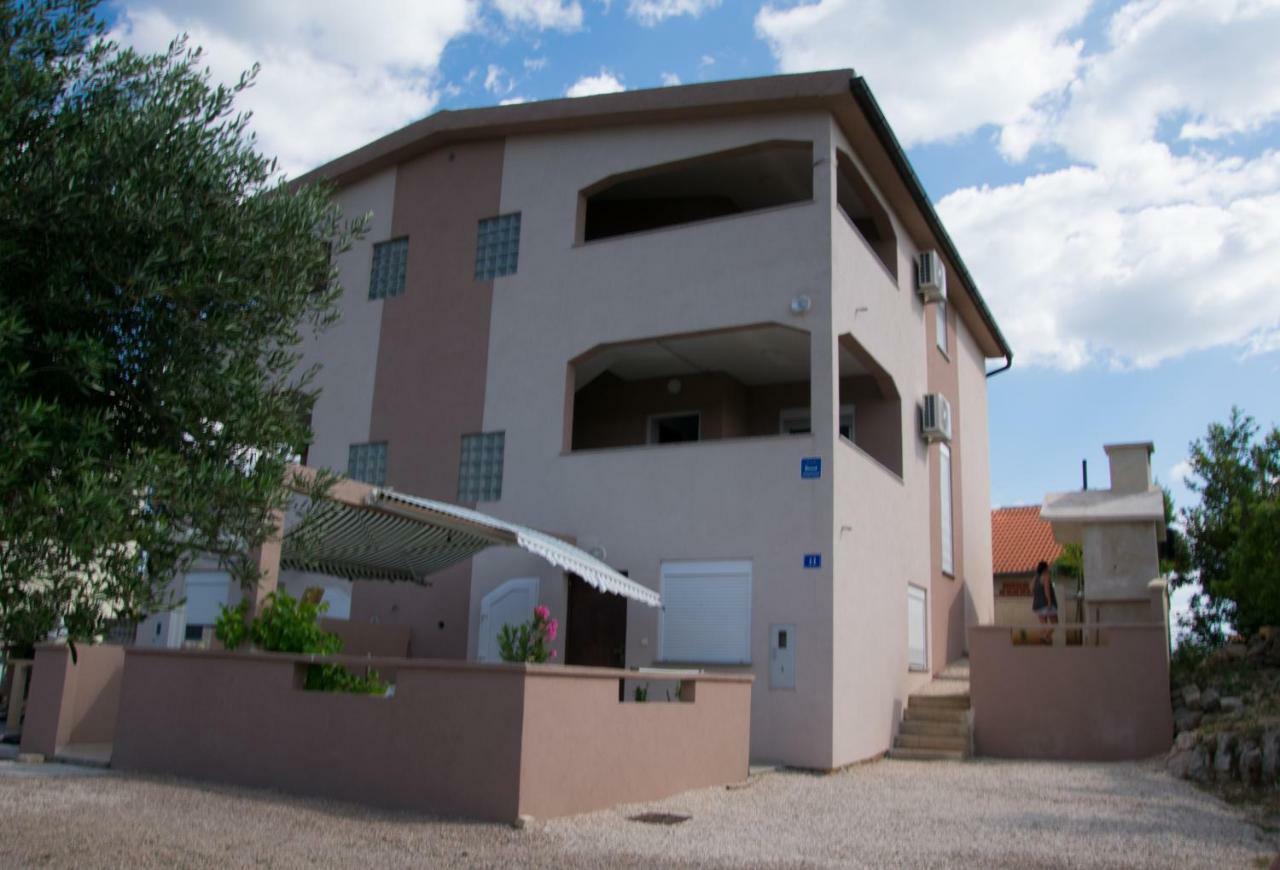 Apartmani Most Maslenica Bagian luar foto