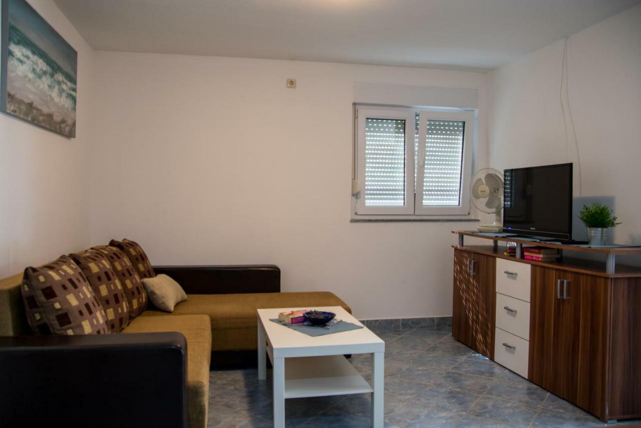 Apartmani Most Maslenica Bagian luar foto